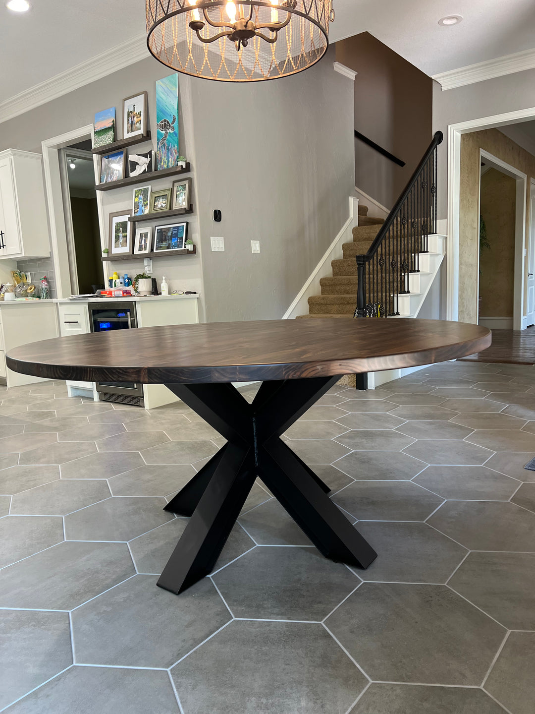 Spider Round Dining Table