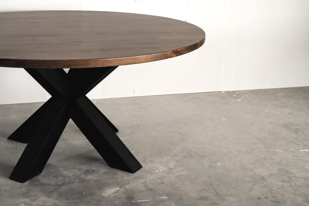 Spider Round Dining Table