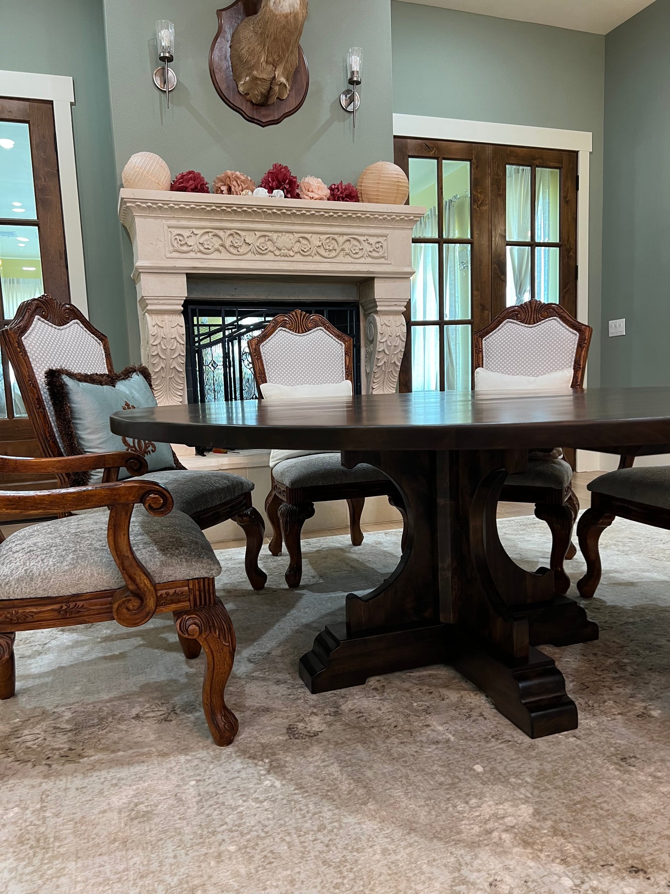 72 Corbel Round Dining Table – The Woodhills by David V.