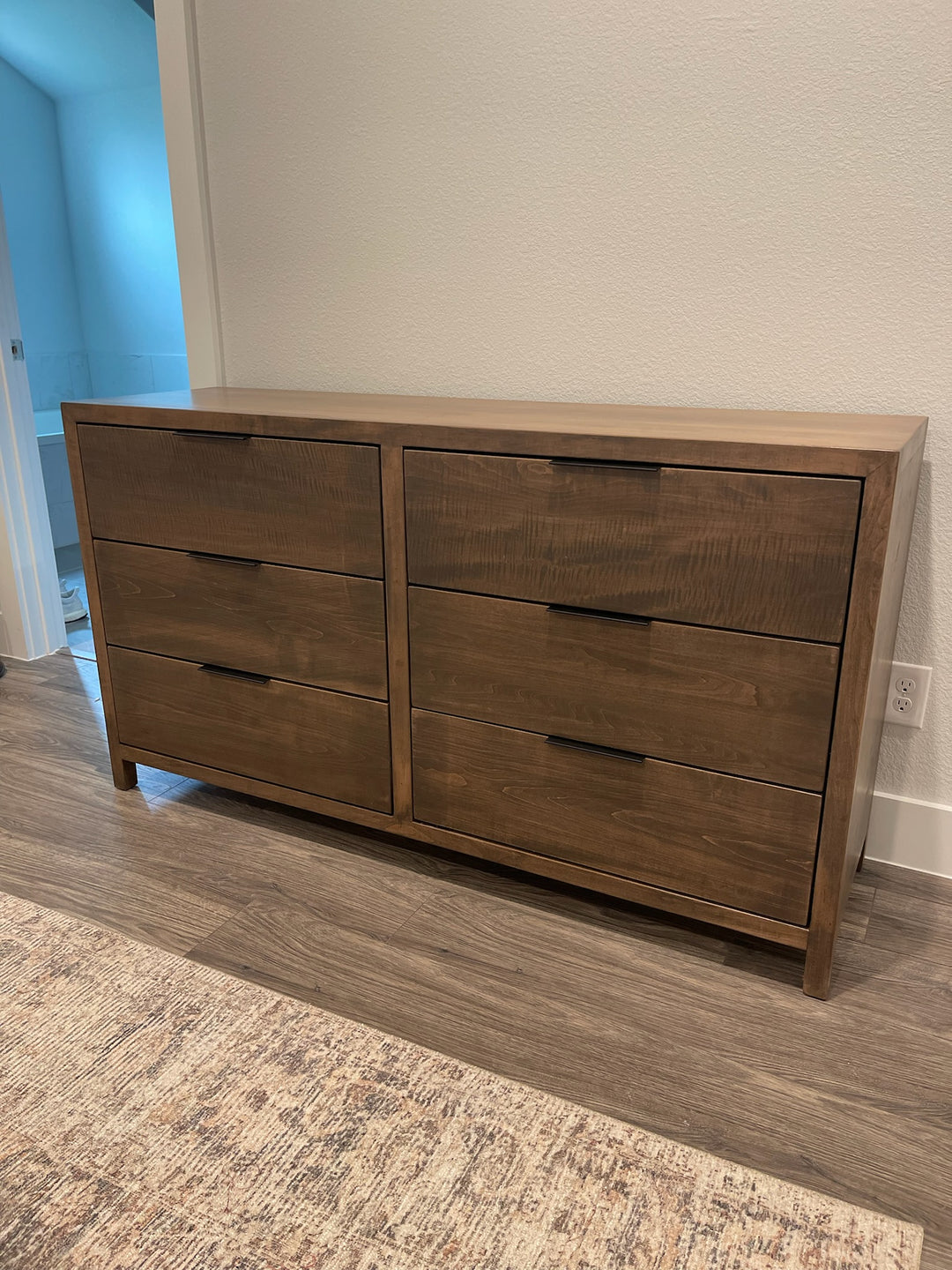 Plain Modern Dresser