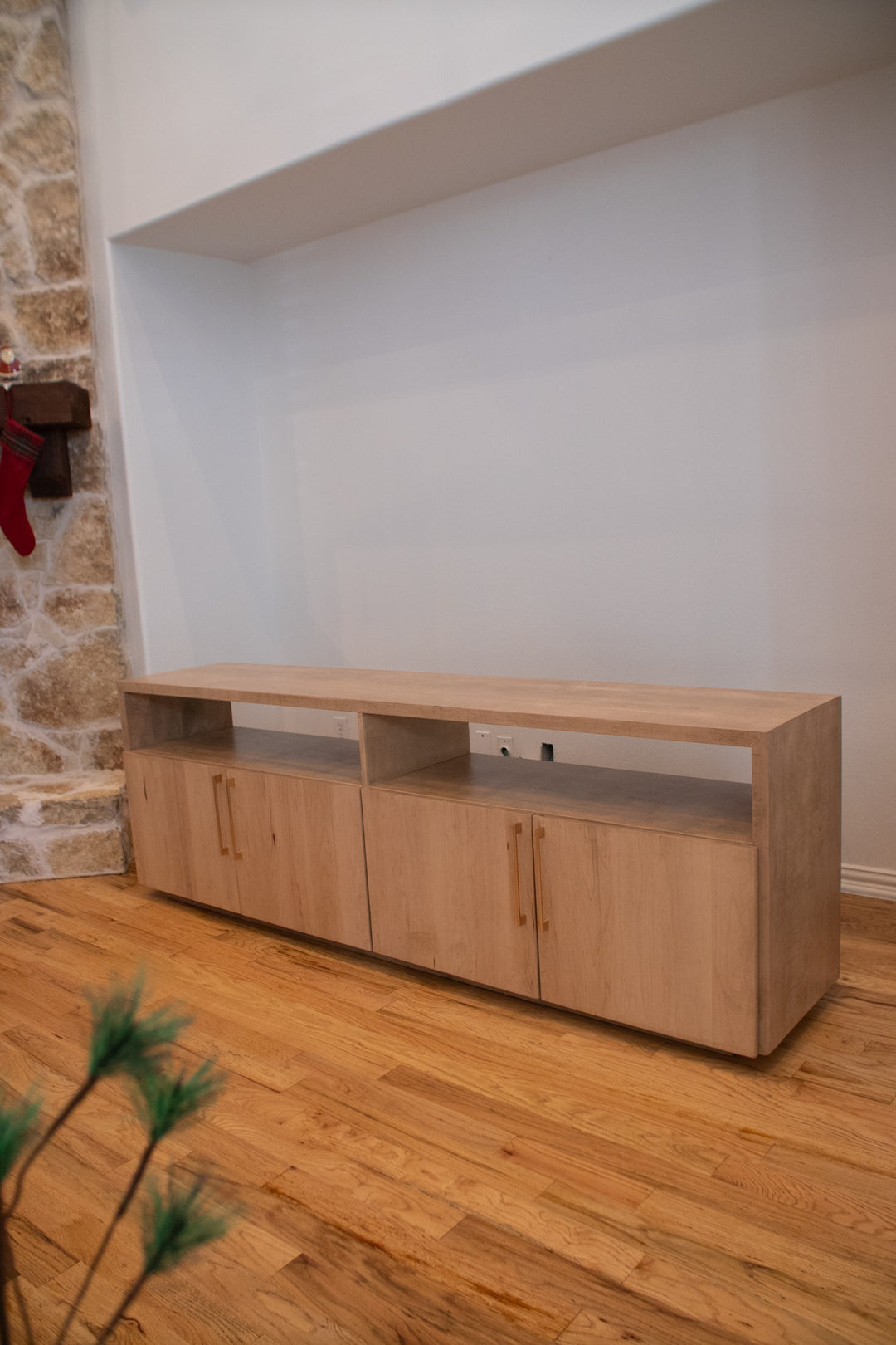 Modern Media Console