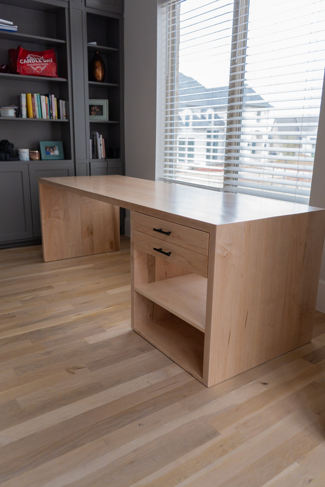 90" Modern Office Desk