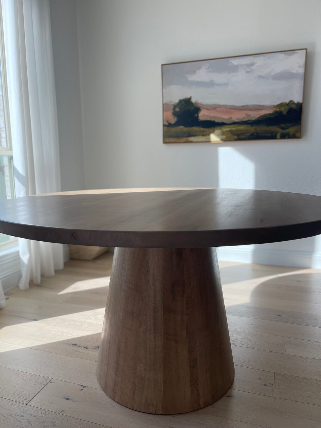 Cone Round Dining Table