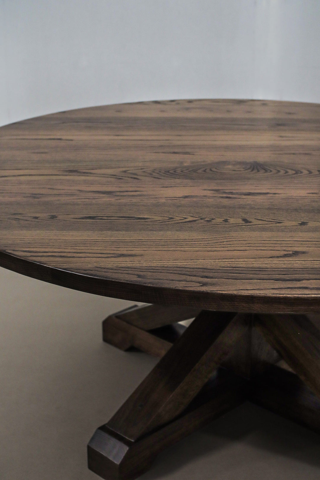 Extra Chunky Round Dining Table