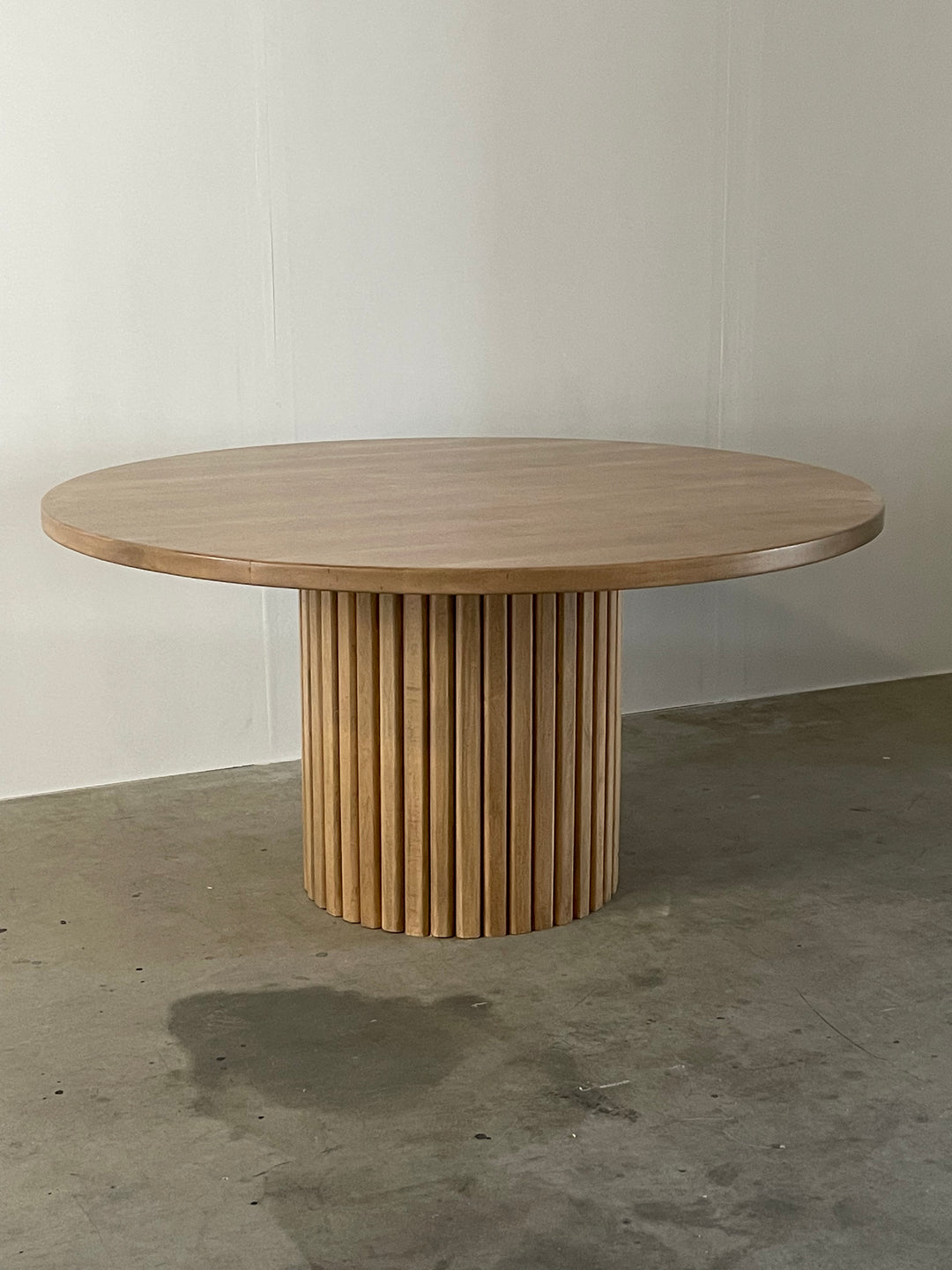 Reeded Round Dining Table