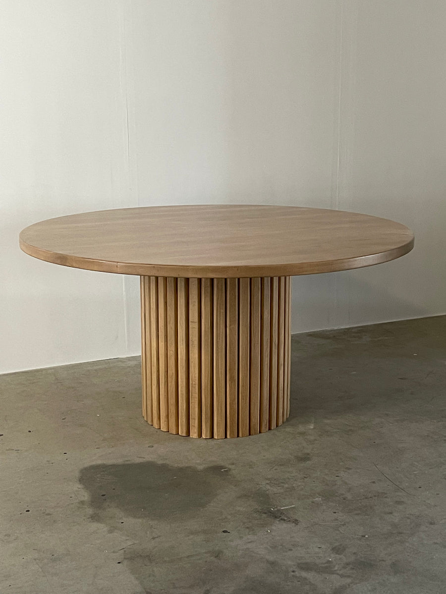 Fluted Cylinder Round Dining Table – The Woodhills by David V.