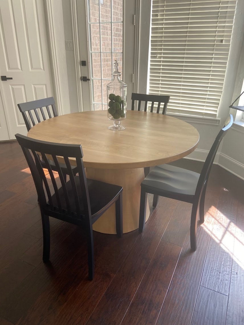 Cone Round Dining Table