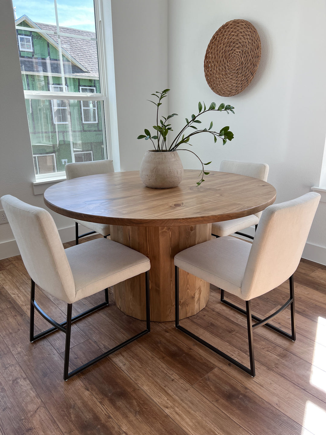 Cylinder Round Dining Table